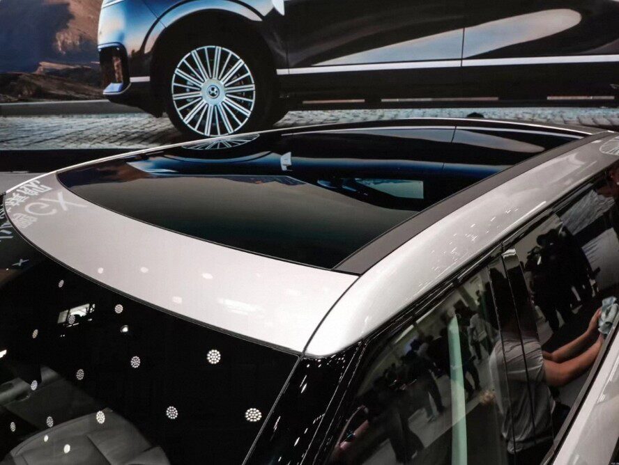 XPeng Gx Dach Schiebedach Glas AI Licht Privacy-Glas schaltbare Tönung Panorama-Glasdach LC Dimmung Technik