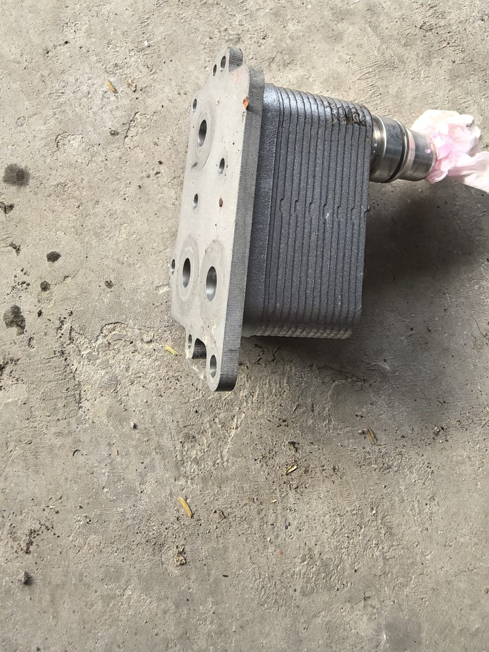 XPeng x9 Radiator, Genuine OEM Used Part, Fully Functional, All Connectors Incl…