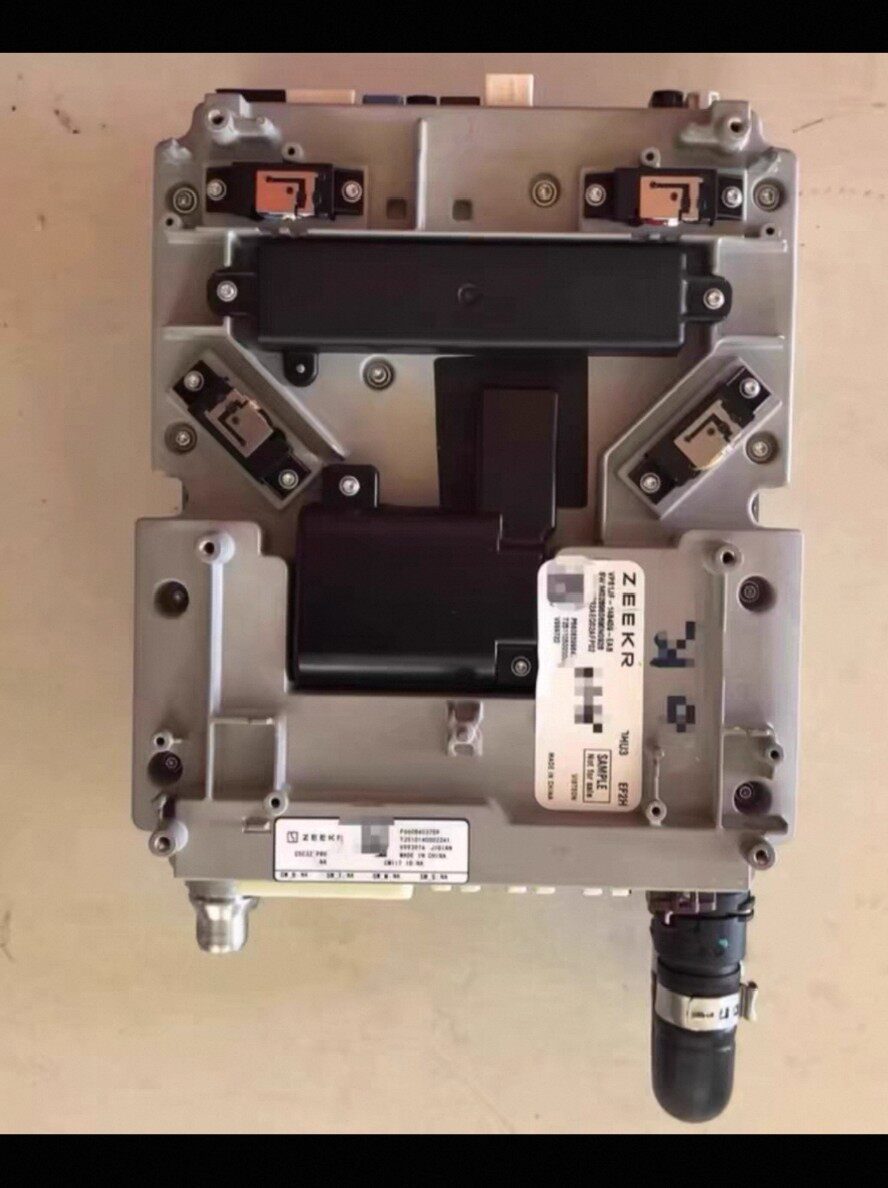 ZEEKR 8x Central Computing Unit Module Central Computing Unit Controller Autono…