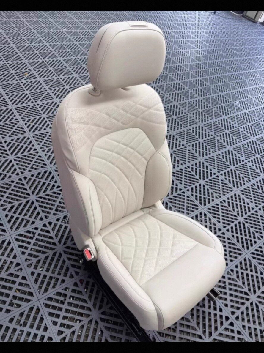 IM Motors LS9 Faurecia 4D Mechanical Massage Seat Mechanism Front Row Middle Ro…