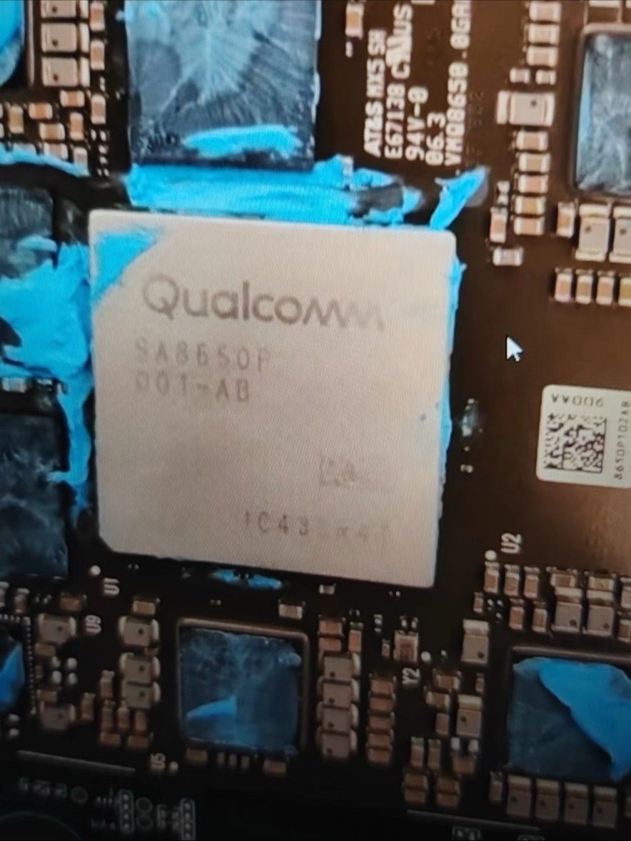 Leapmotor B10C11 スマート運転 モジュール 自動運転コントローラー Qualcomm スマート運転 S