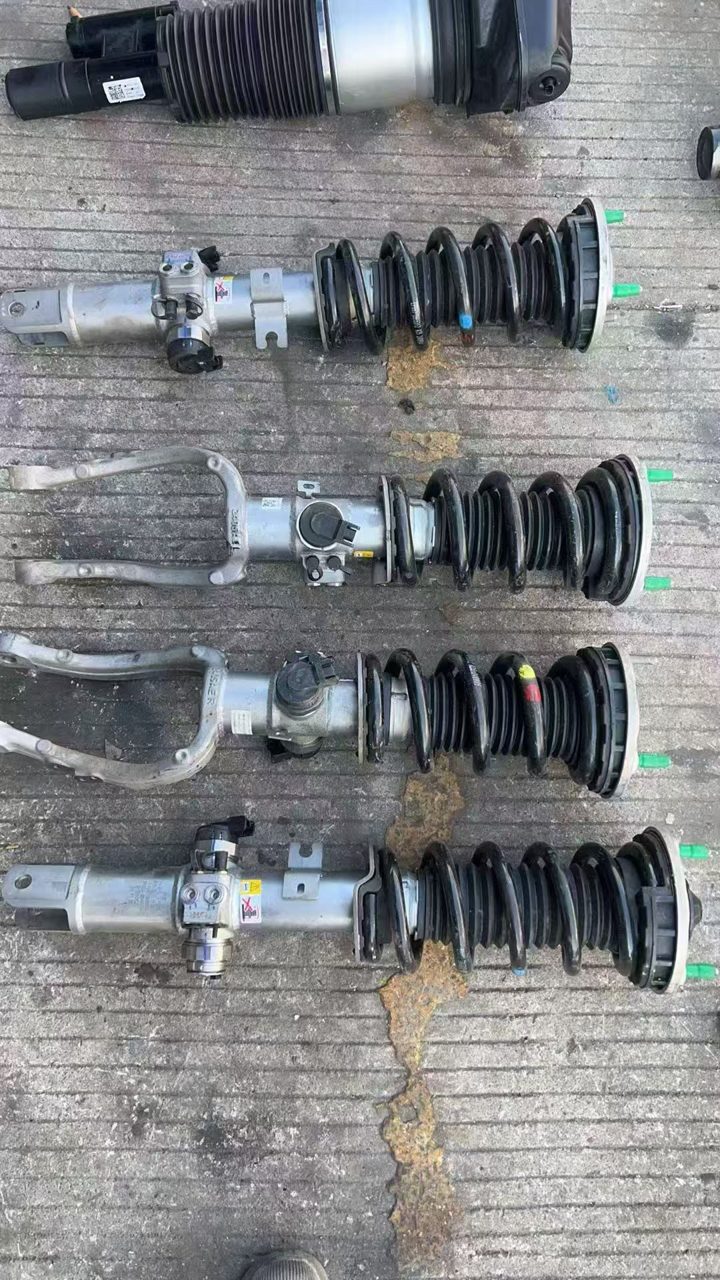 Yangwang U9 Doppelventil Hydraulik Stoßdämpfer Aktive Federung Stoßdämpfer DiSus -x