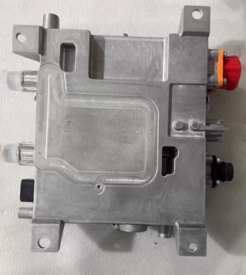 ZEEKR 9x OEM Ladegerät Teilenummer 6608410578 neu alle Anschlüsse vorhanden