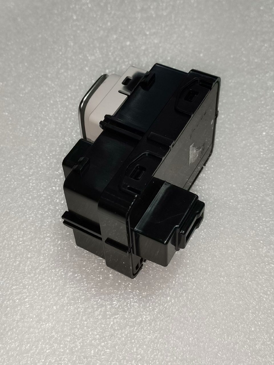 # Vehicle Zero Parts XPeng x9 First Row Passenger Control Switch Assembly （Right）
