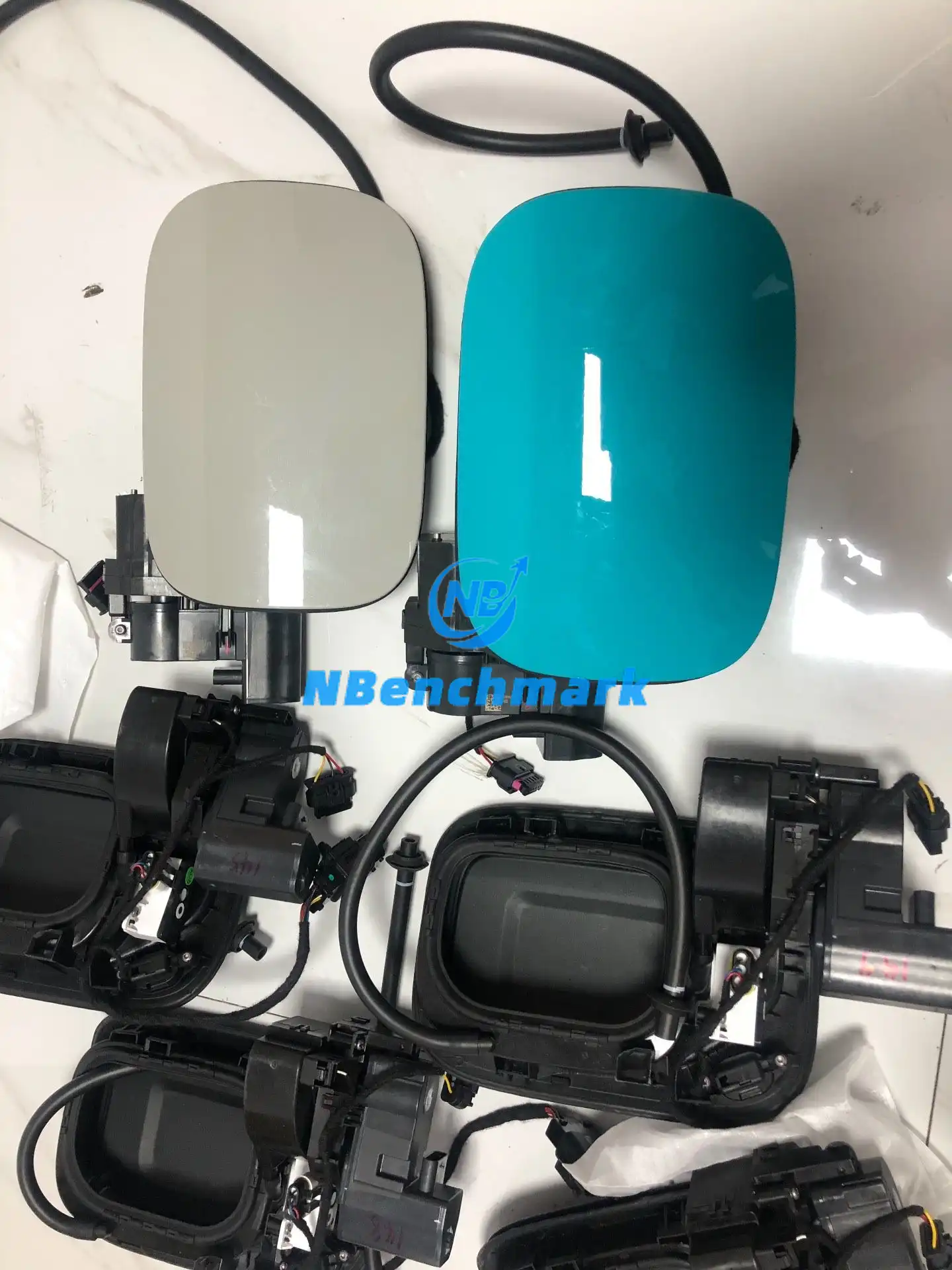 The Xiaomi SU7 charging port cover assembly