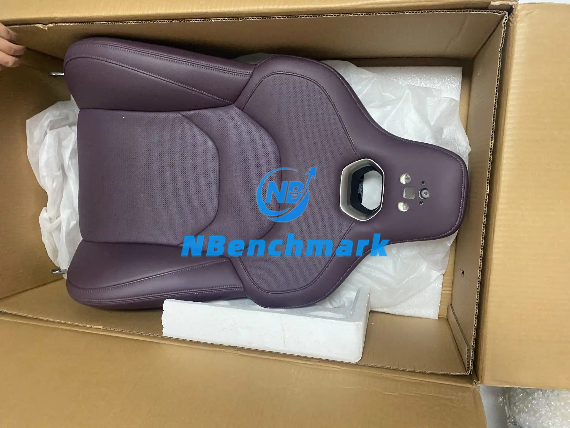 Xiaomi SU7 seat back