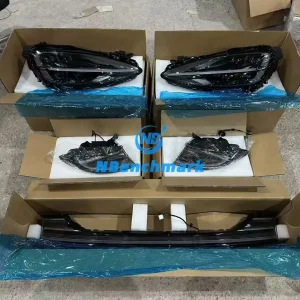 Xiaomi SU7 Ultra headlights and taillights