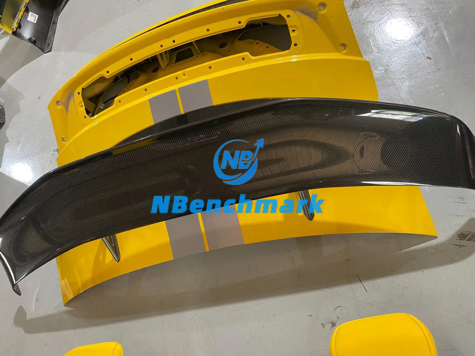 Xiaomi SU7 Ultra rear wing carbon fiber rear wing