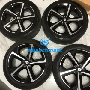 The Xiaomi SU7's blade-style wheels