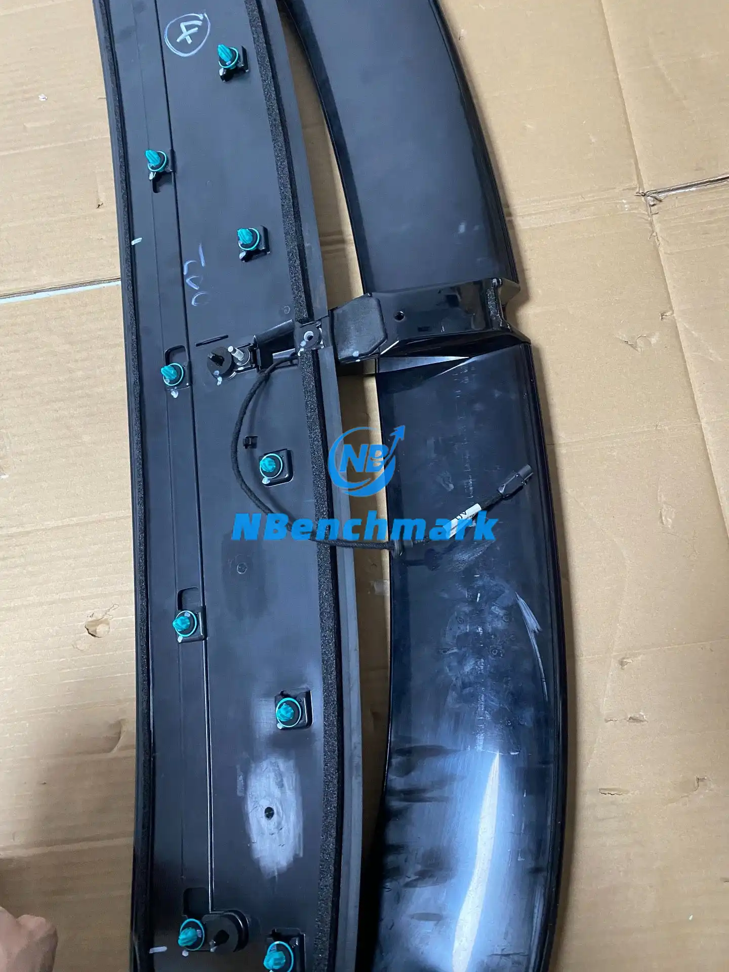 Xiaomi Yu7 roof spoiler - 图片 3